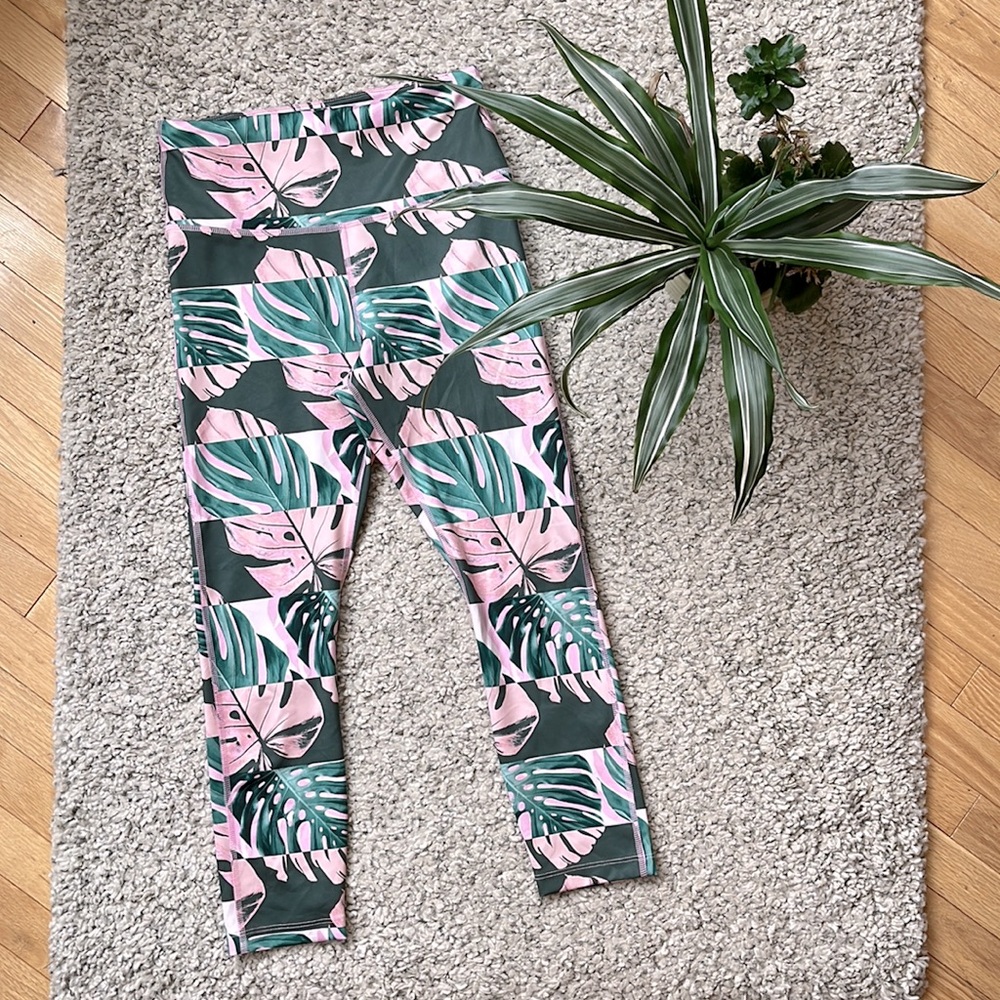 NIKE Fast Crop Running Tights, Pink and Green Botanical Print, S